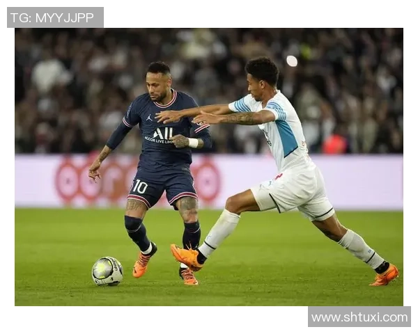 3月7日巴黎圣日耳曼对阵曼联精彩比赛录像回顾与分析