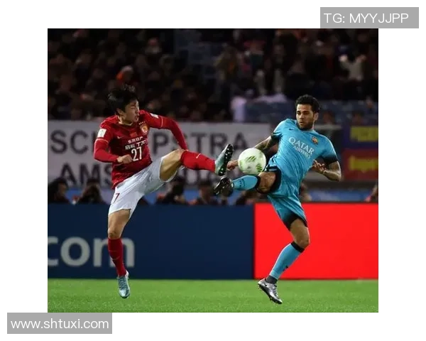 广州恒大与阿尔阿赫利下半场精彩对决分析与战术解读 广州恒大与阿尔阿赫利下半场精彩对决分析与战术解读